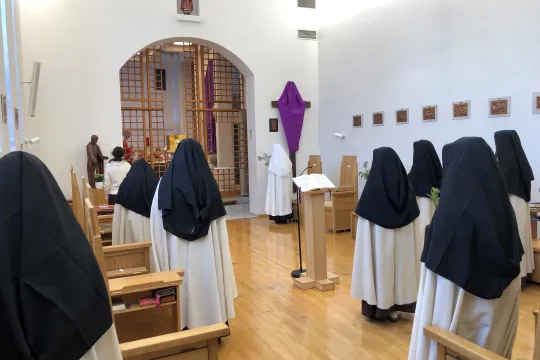 Messe med karmelittnonnene i Tromsø
