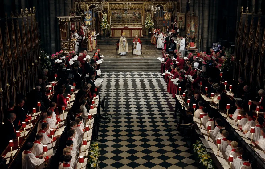 Pave Benedikt XVI og erkebiskop Rowan Williams i Westminster Abbey