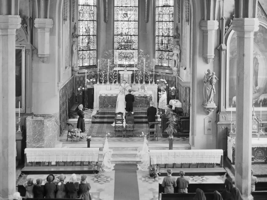 Et bryllup i St. Olav domkirke i Oslo, før endringene etter konsilet