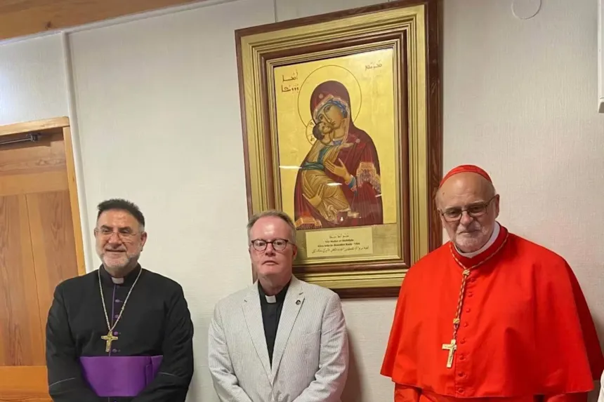 P. Benedict Kiely og kardinal Arborelius med Maria-ikon